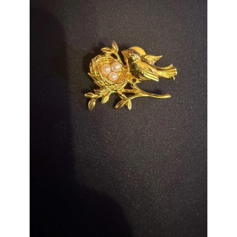 Gold Tone Bird and Nest Lapel Pin with Faux Pearl Eggs Vintage Style Brooch